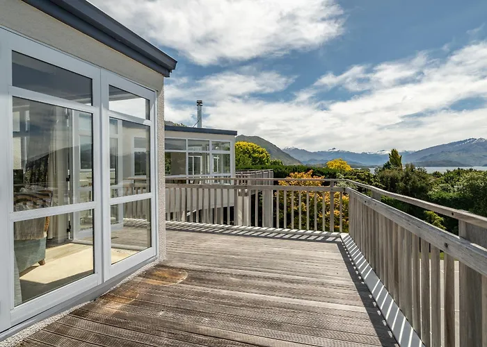 Entertainer Wanaka