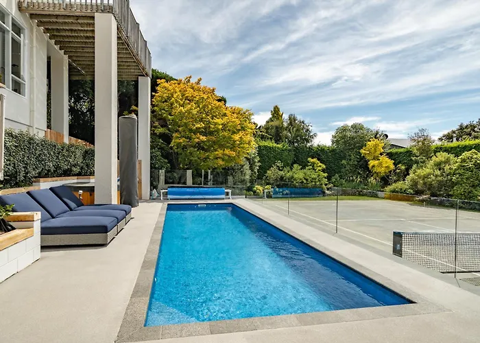 Entertainer Villa *